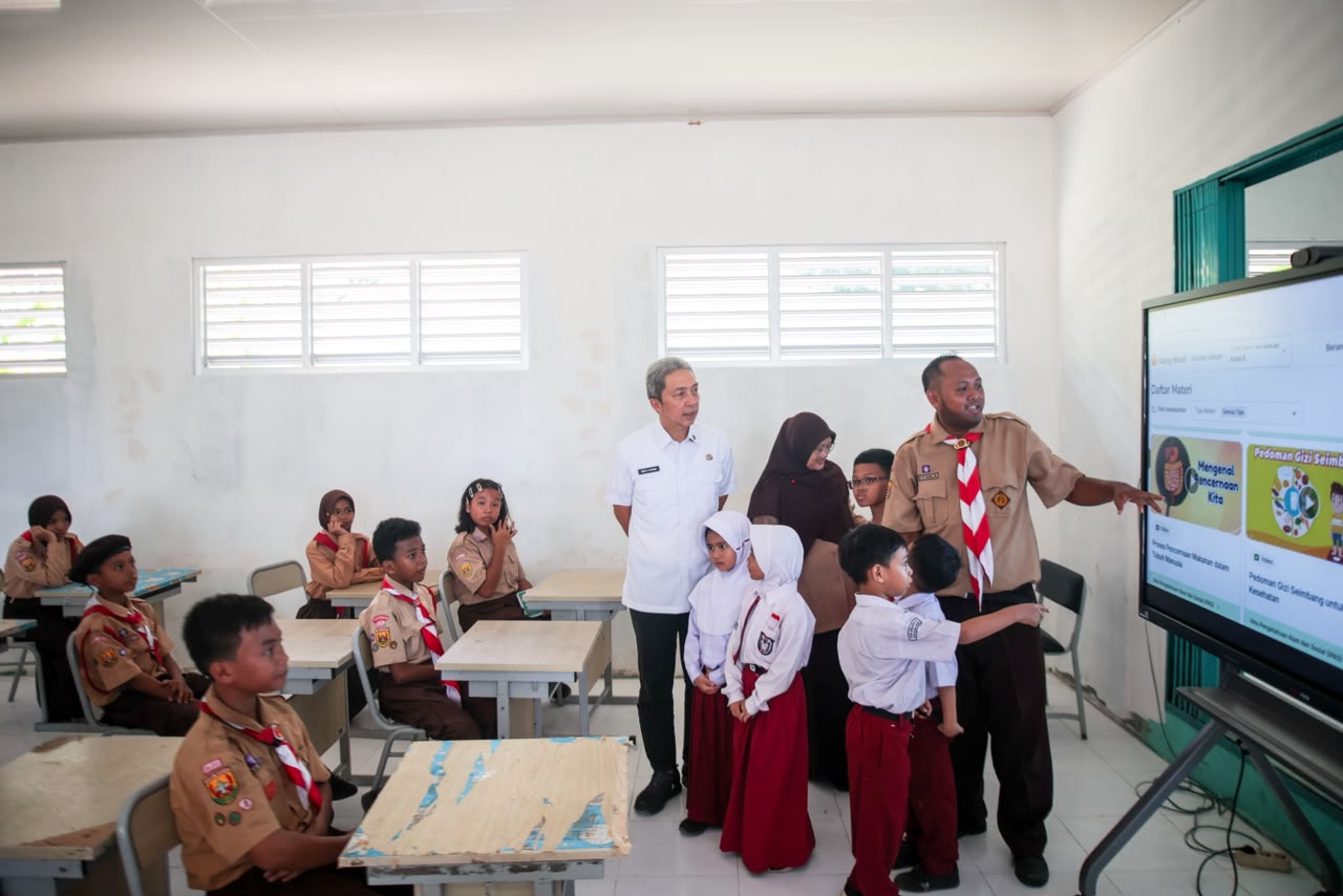 Manfaatkan Teknologi Digital, Pembelajaran di SDN Semeru 6 Makin Interaktif
